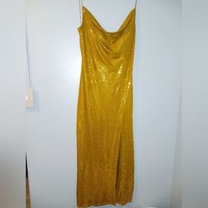 Long dress with bck opening